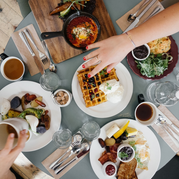 People sharing food